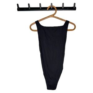 NWT SKIMS Picot Square Neck Thong Bodysuit